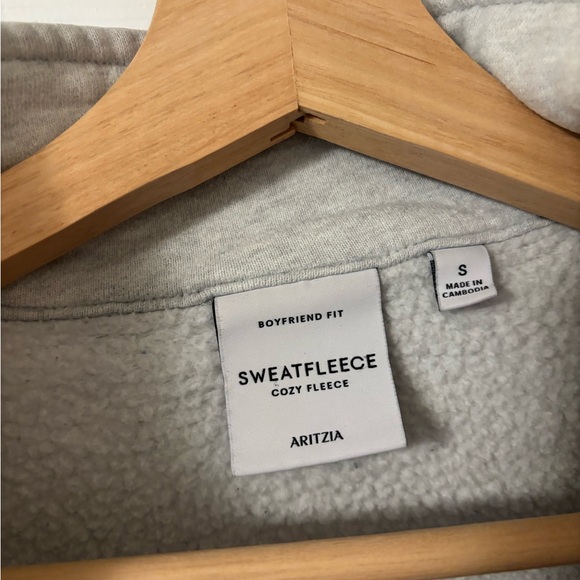 Aritzia Gray Zip-Up Sweater - Picture 4 of 5